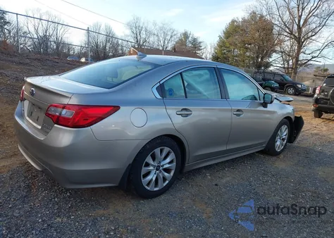 2016 Subaru Legacy 2.5I Premium z USA, uszkodzony, nr VIN 4S3BNAC60G3041043